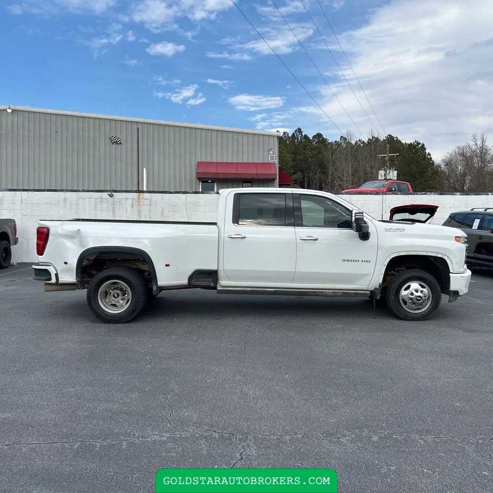 2022 Chevrolet Silverado 3500HD High Country