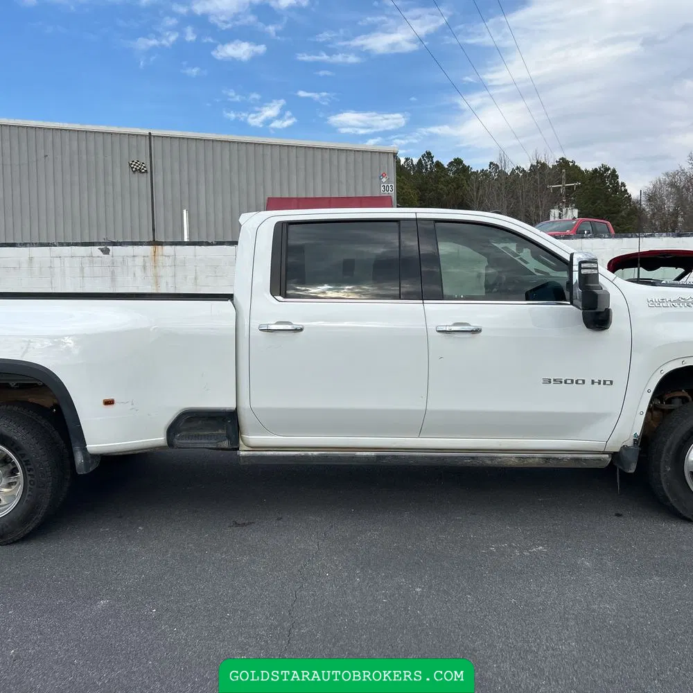 2022 Chevrolet Silverado 3500HD High Country