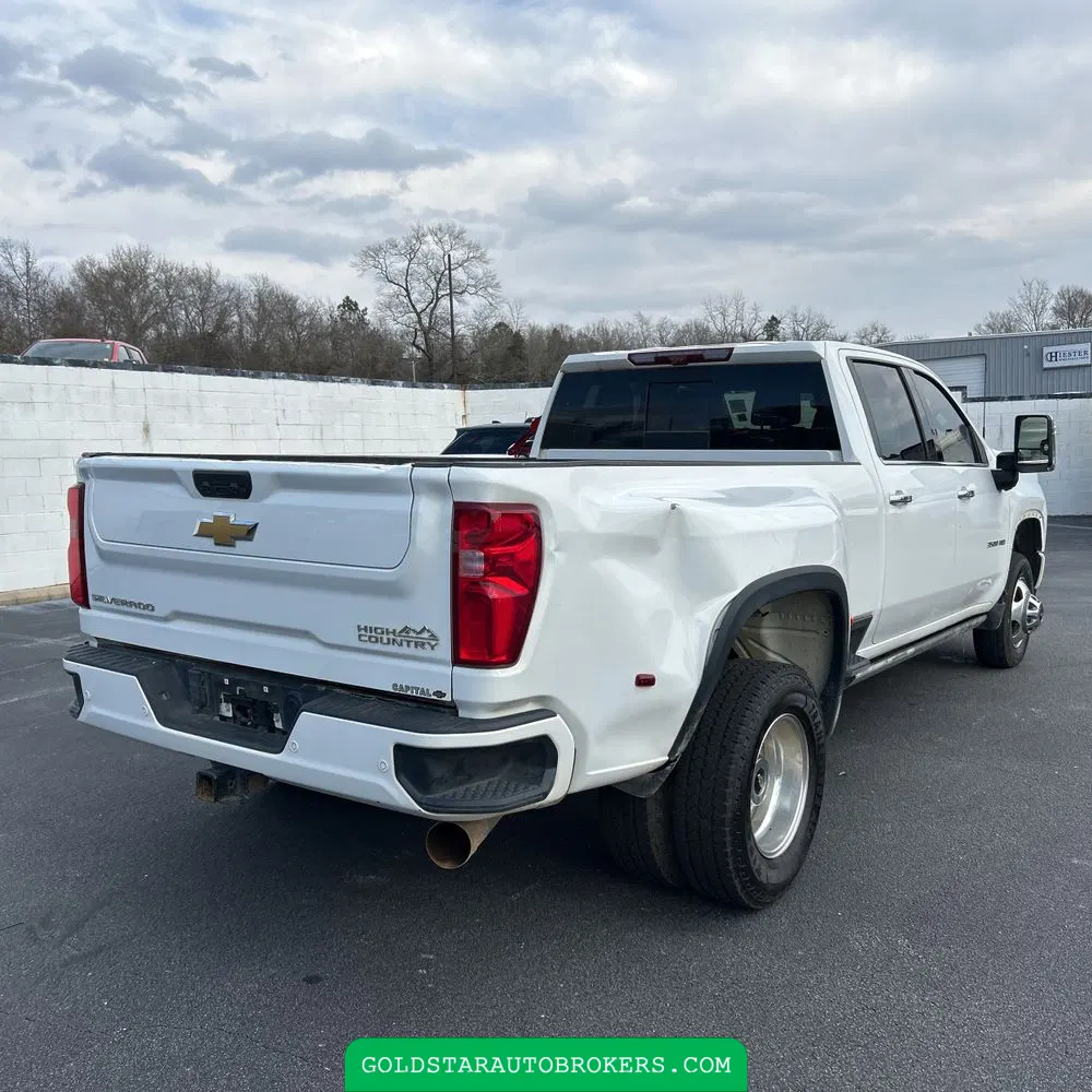 2022 Chevrolet Silverado 3500HD High Country