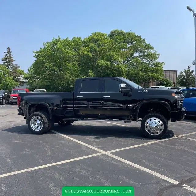 2022 Chevrolet Silverado 3500HD High Country
