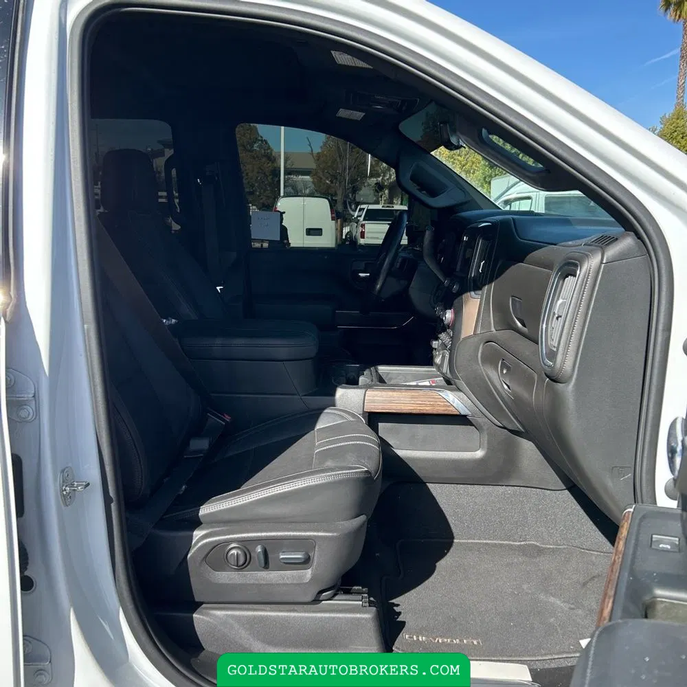 2023 Chevrolet Silverado 3500HD High Country