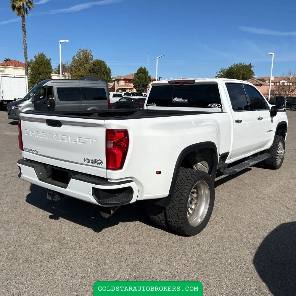 2023 Chevrolet Silverado 3500HD High Country