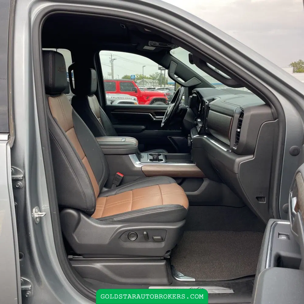 2024 Chevrolet Silverado 3500HD High Country