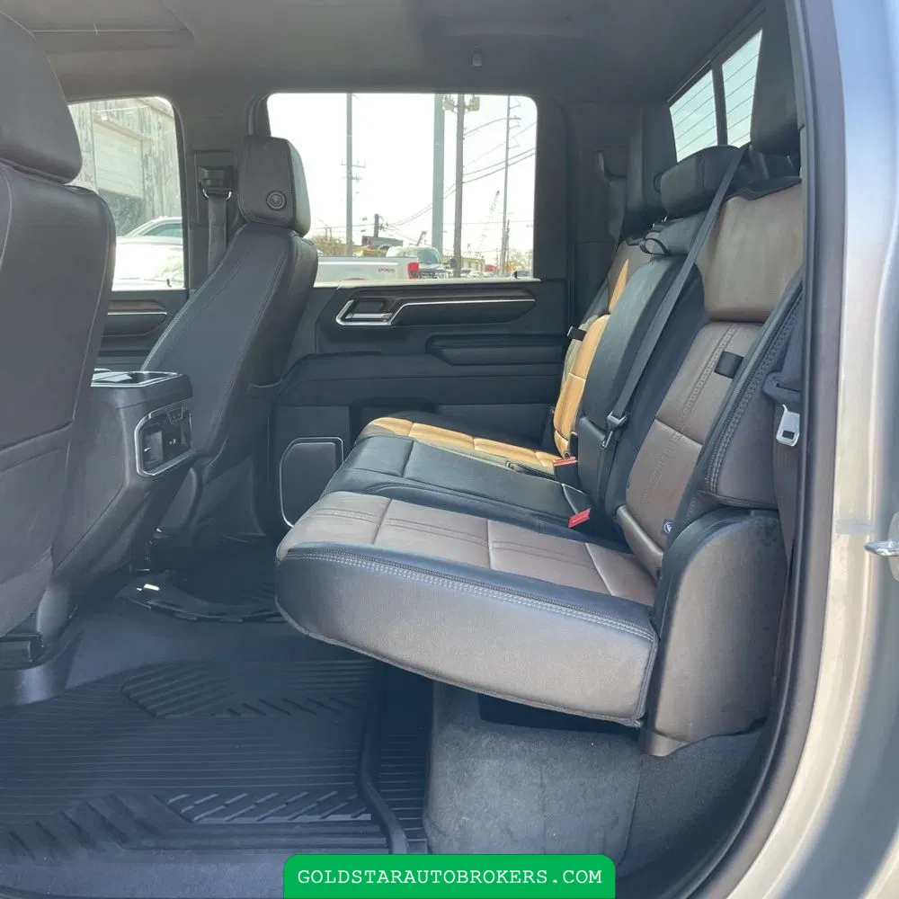 2024 Chevrolet Silverado 3500HD High Country