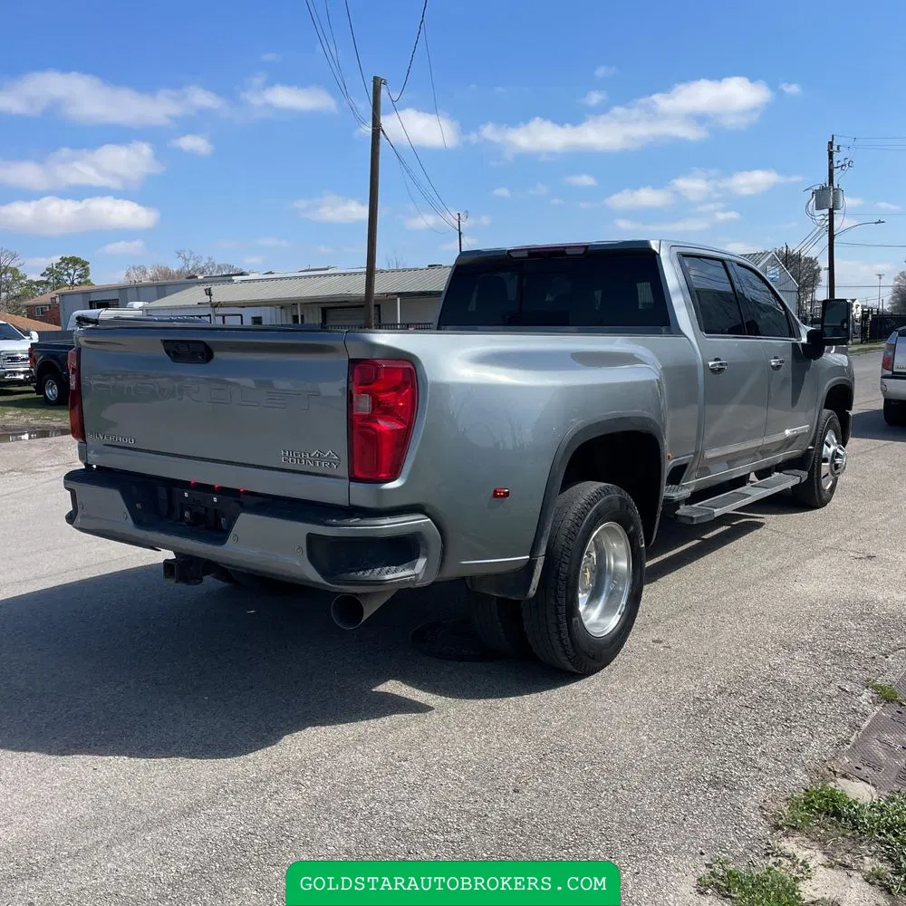 2024 Chevrolet Silverado 3500HD High Country