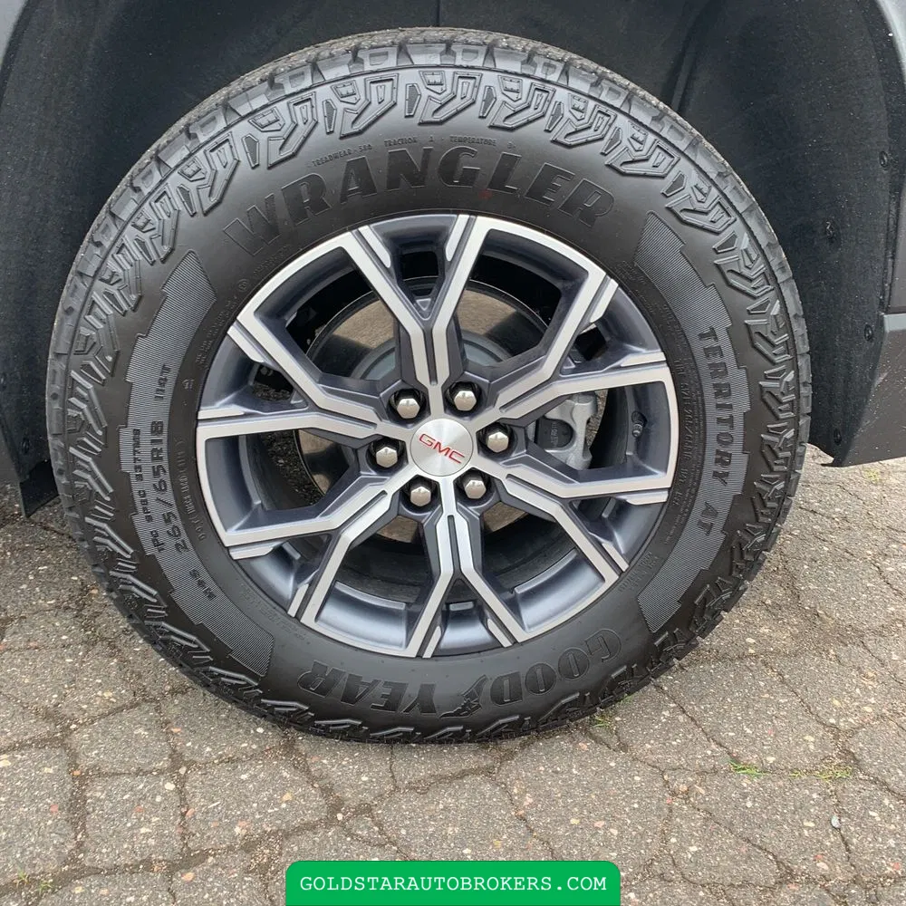 2026 GMC Acadia AT4