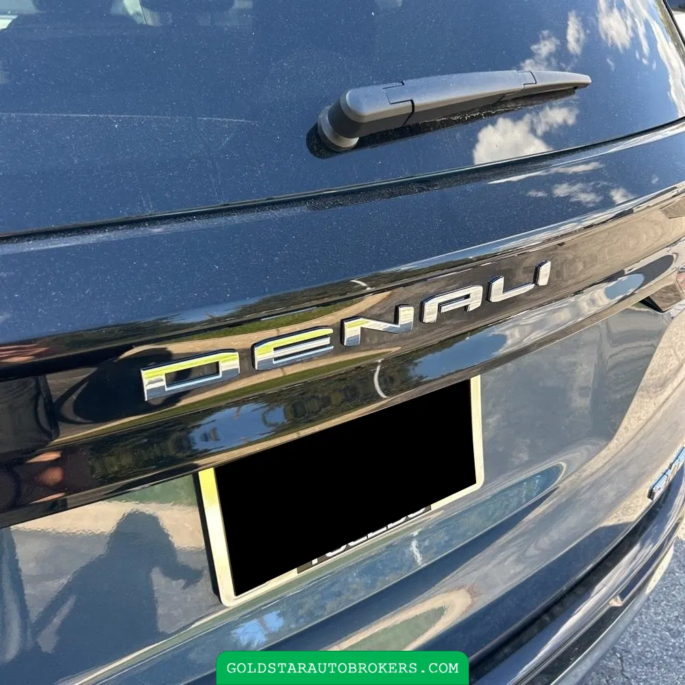 2024 GMC Acadia Denali