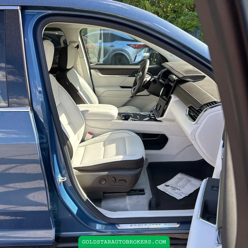 2024 GMC Acadia Denali