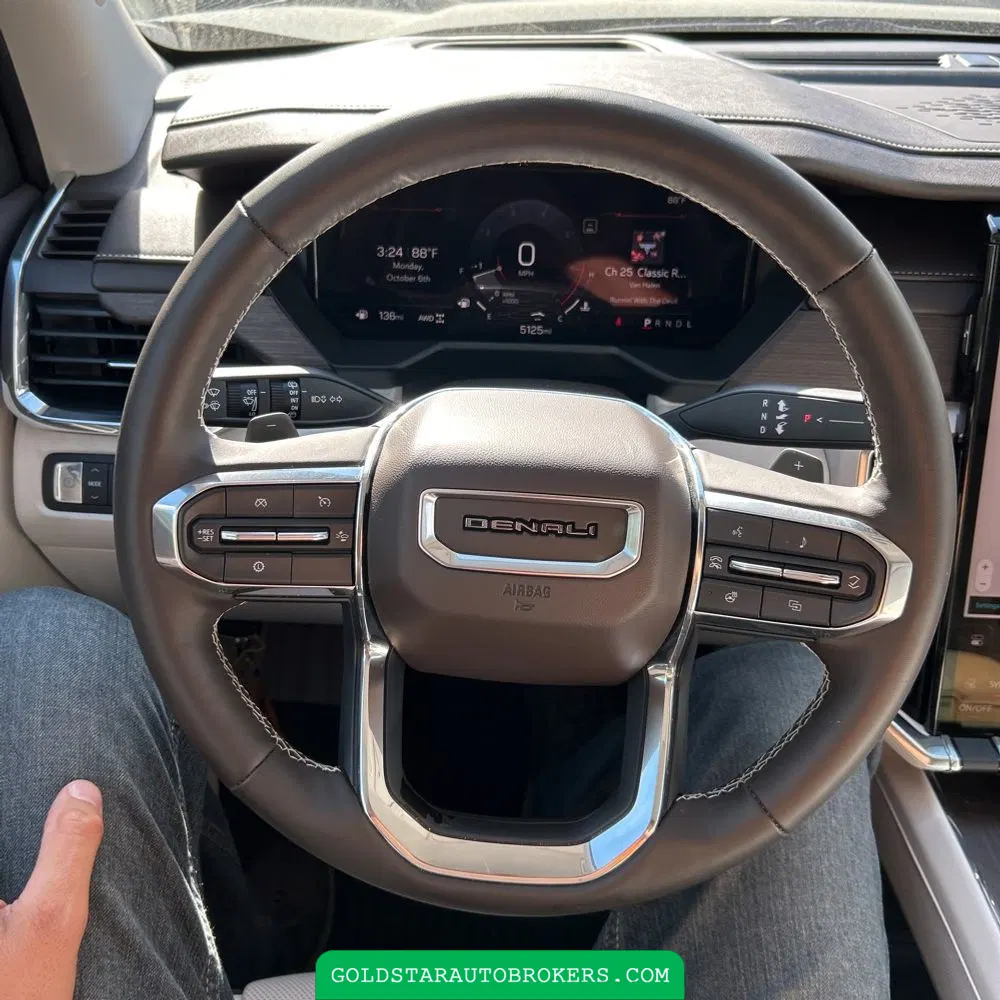 2024 GMC Acadia Denali