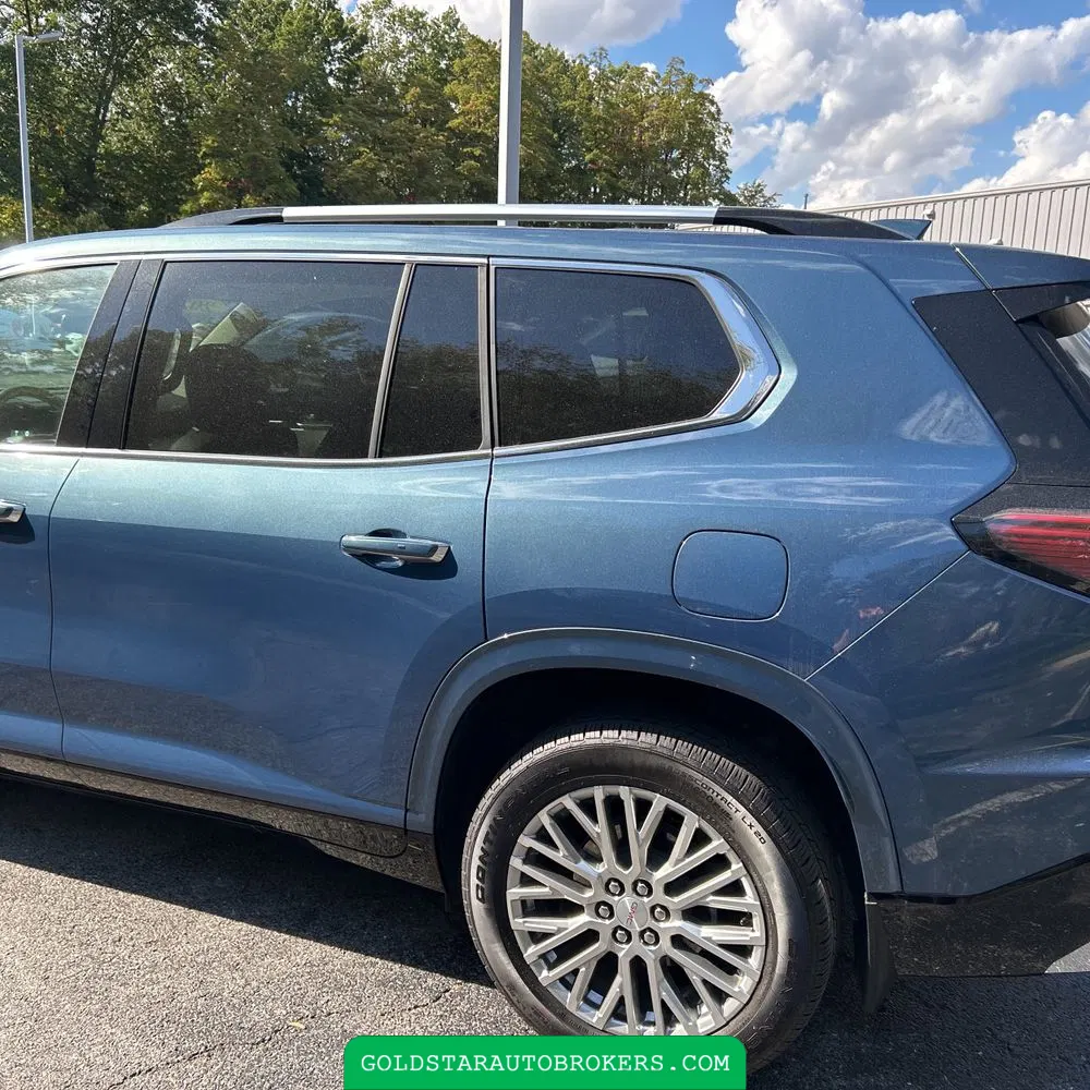2024 GMC Acadia Denali