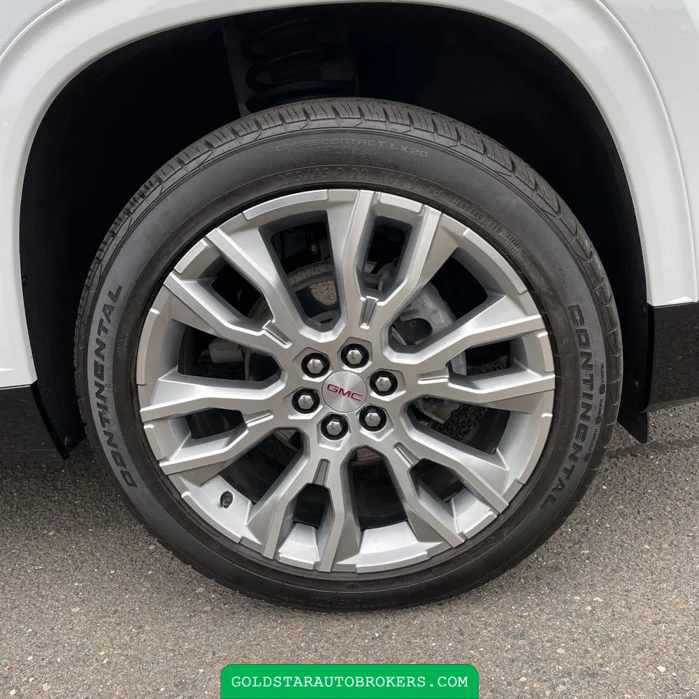 2024 GMC Acadia Denali