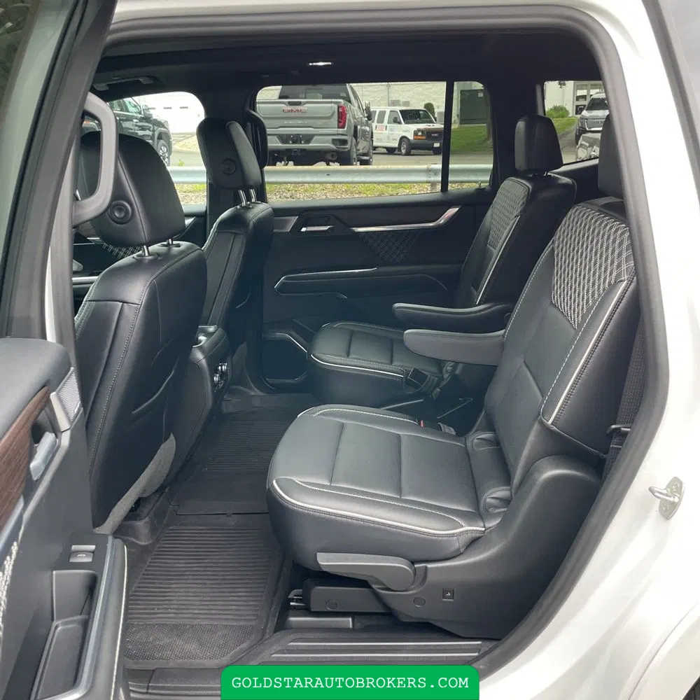 2024 GMC Acadia Denali