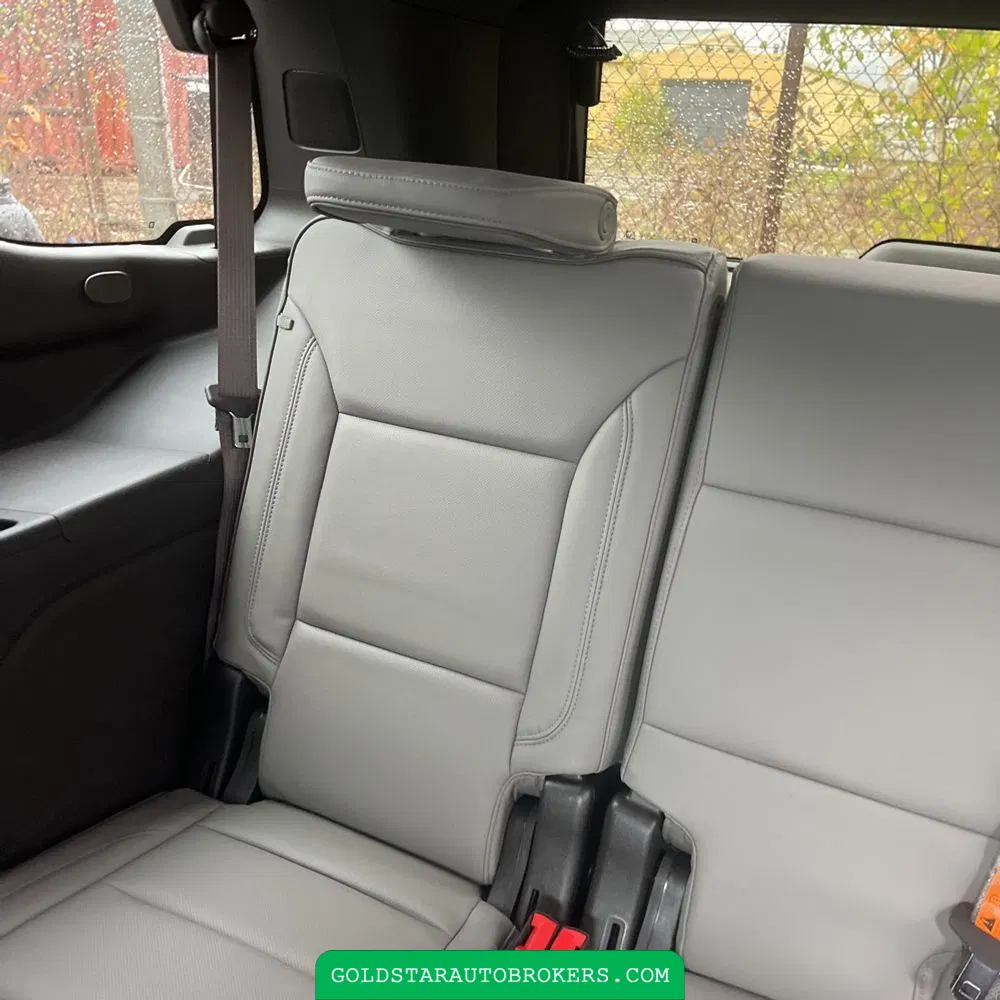 2024 GMC Yukon SLT