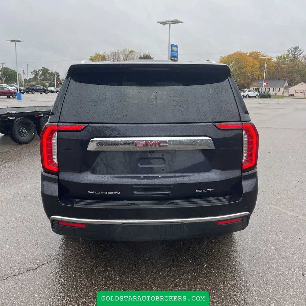 2024 GMC Yukon SLT