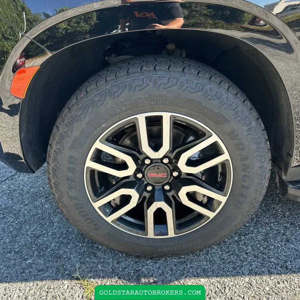 2024 GMC Yukon AT4