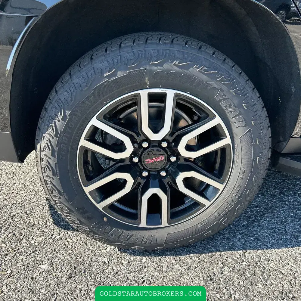 2024 GMC Yukon AT4