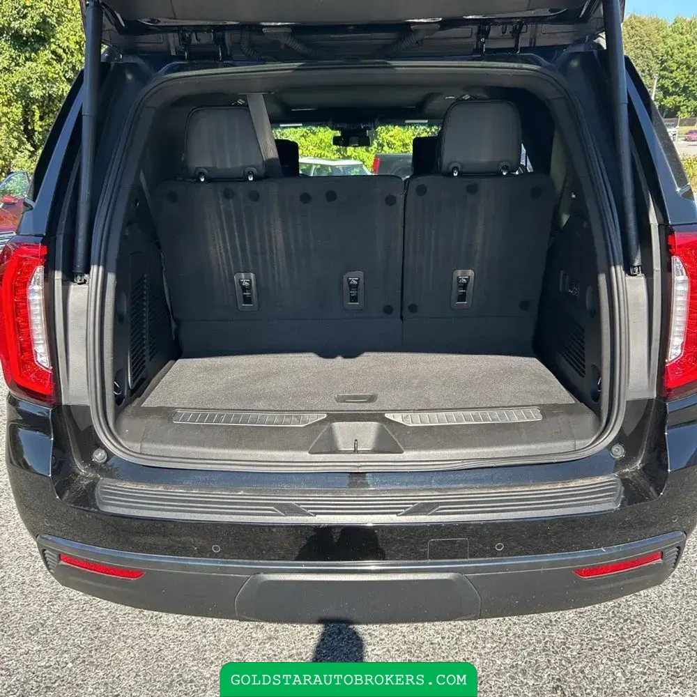 2024 GMC Yukon AT4