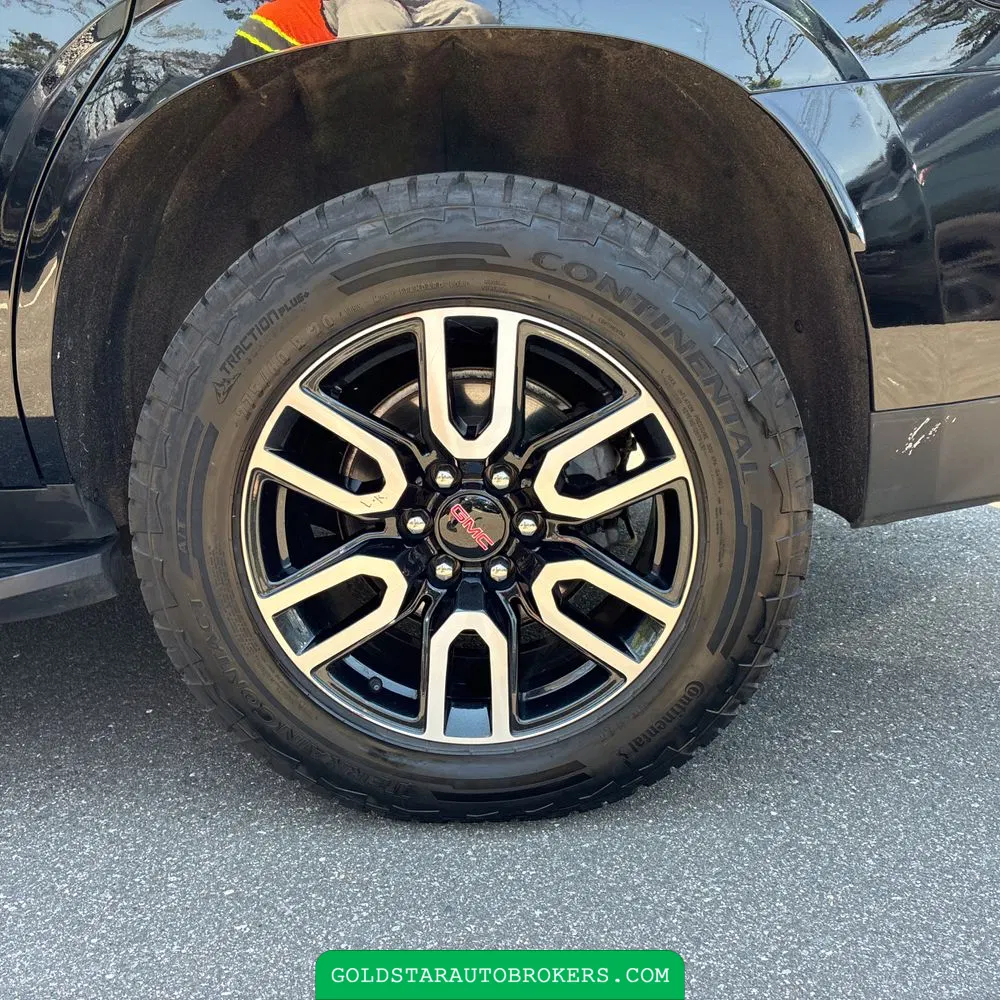 2022 GMC Yukon AT4