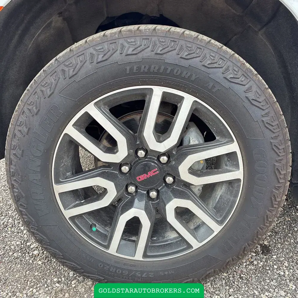 2023 GMC Yukon AT4