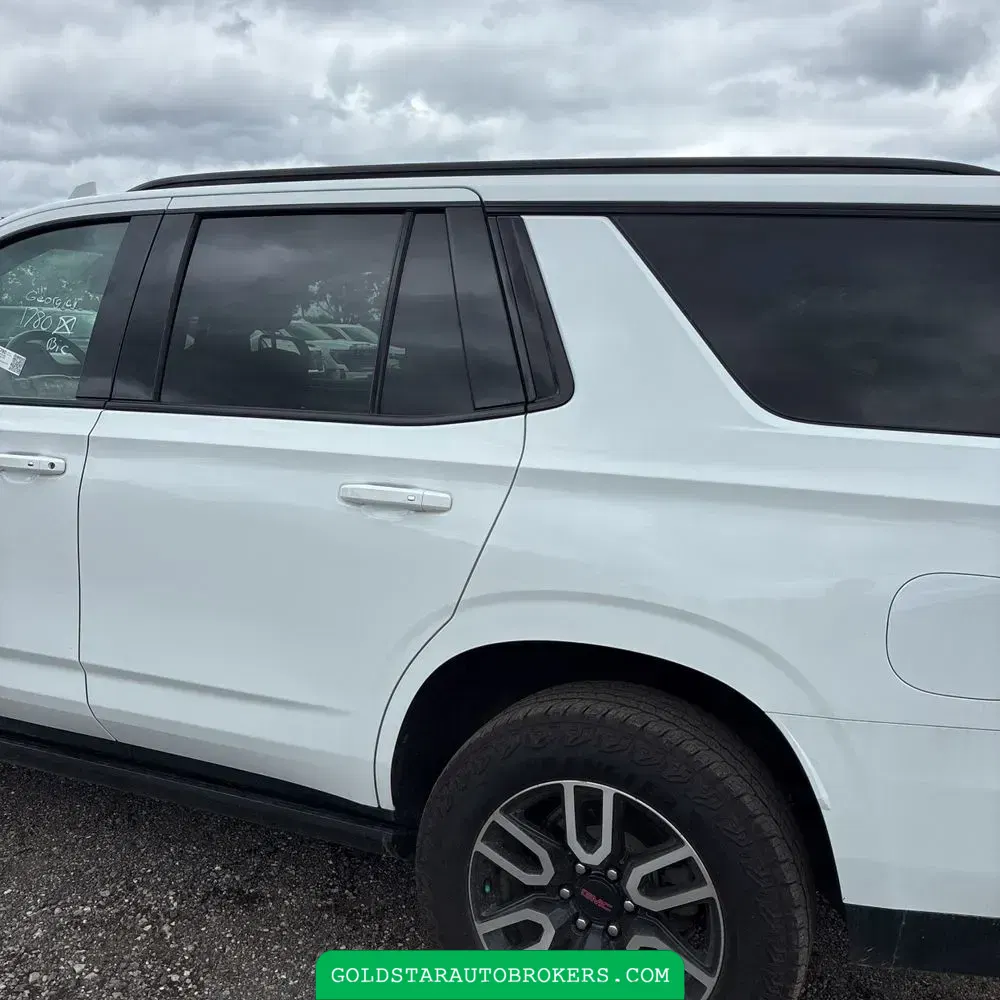 2023 GMC Yukon AT4