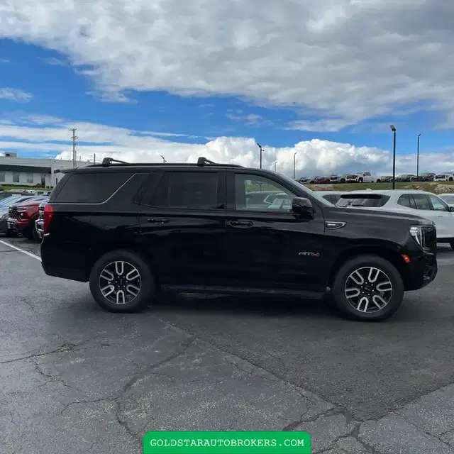 2023 GMC Yukon AT4