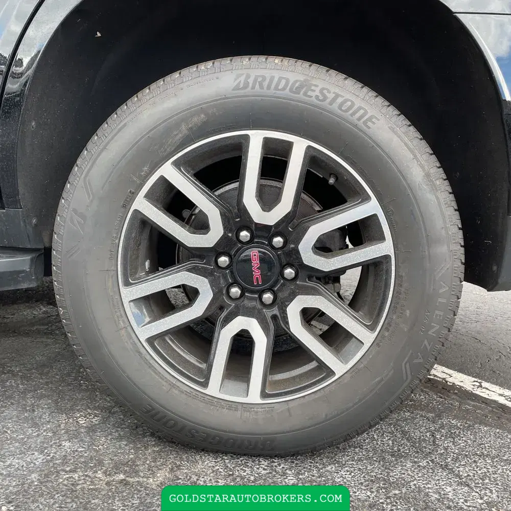 2023 GMC Yukon AT4