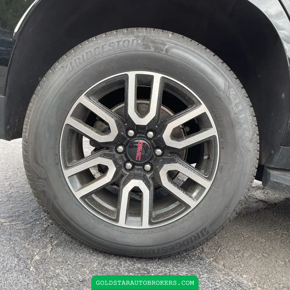 2023 GMC Yukon AT4