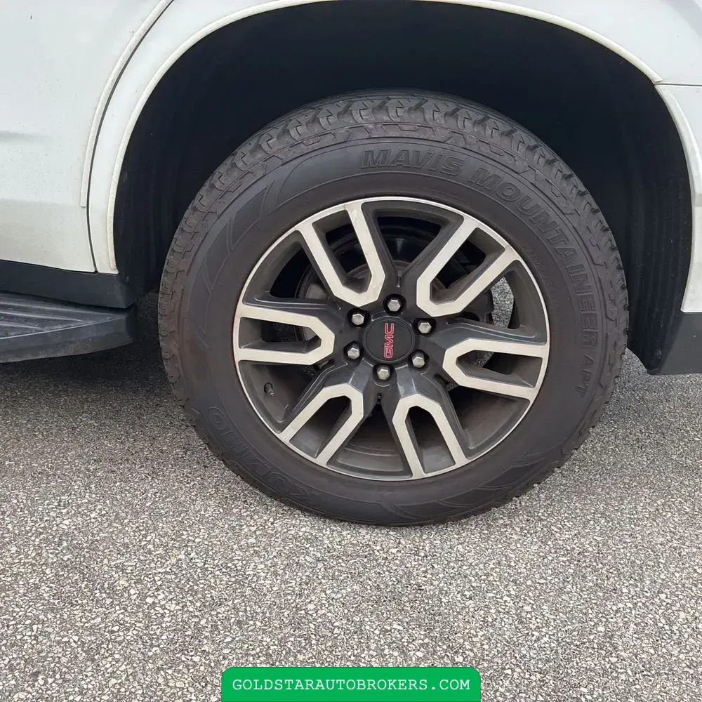 2021 GMC Yukon AT4