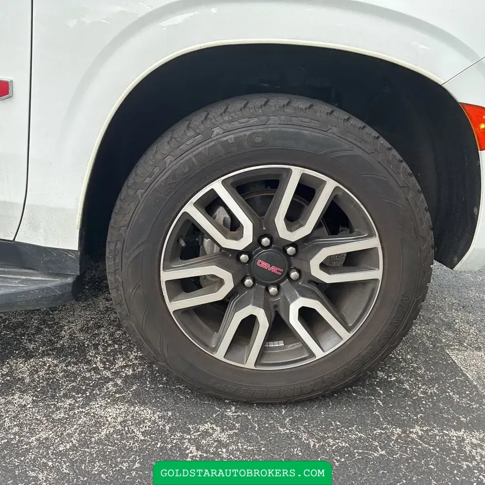 2021 GMC Yukon AT4