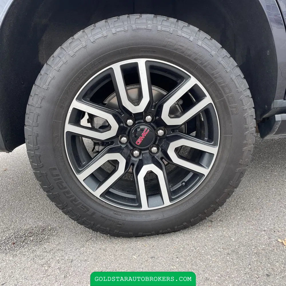 2023 GMC Yukon AT4