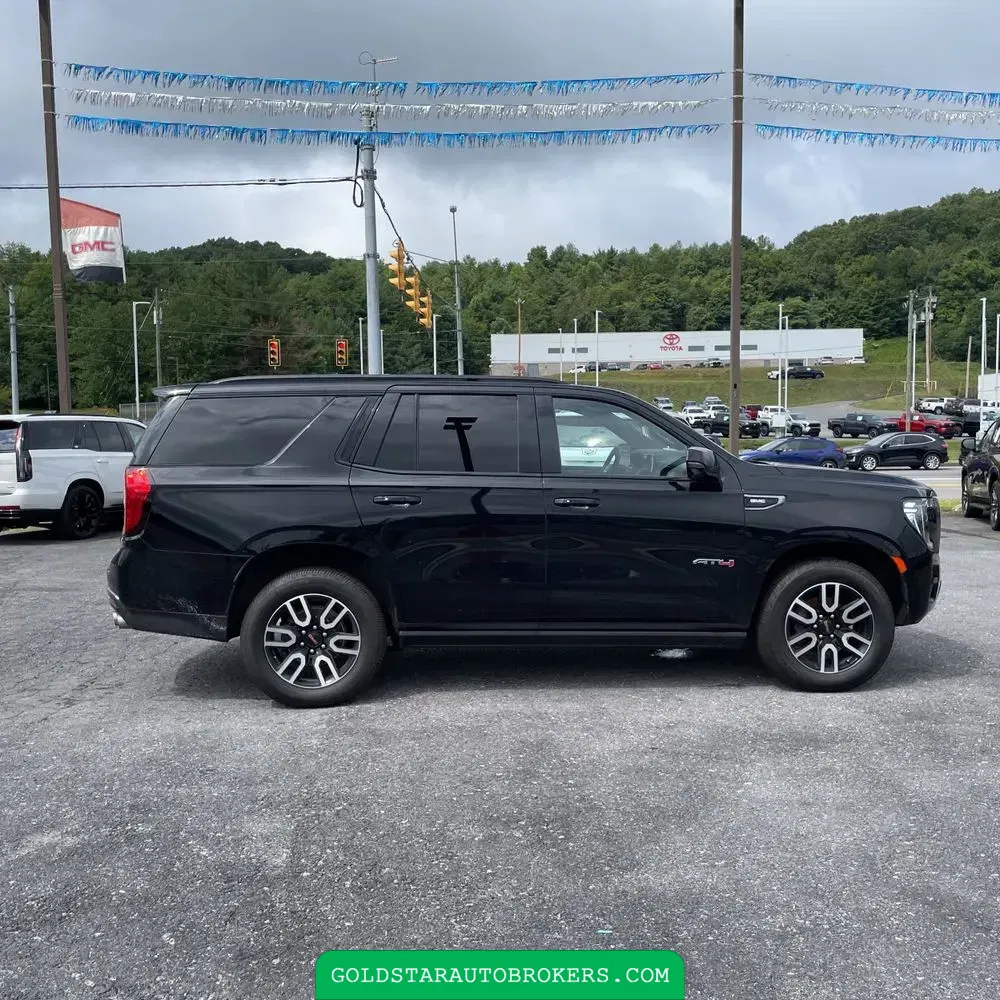 2023 GMC Yukon AT4