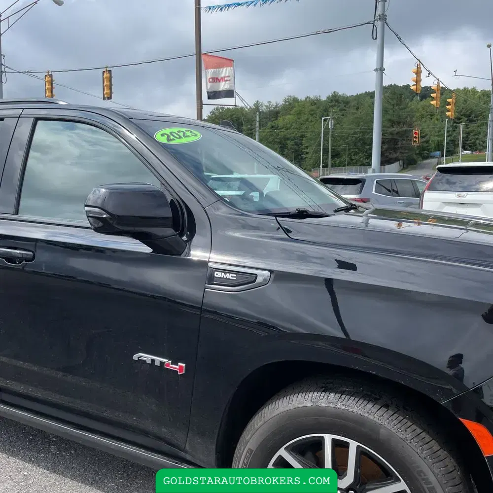 2023 GMC Yukon AT4