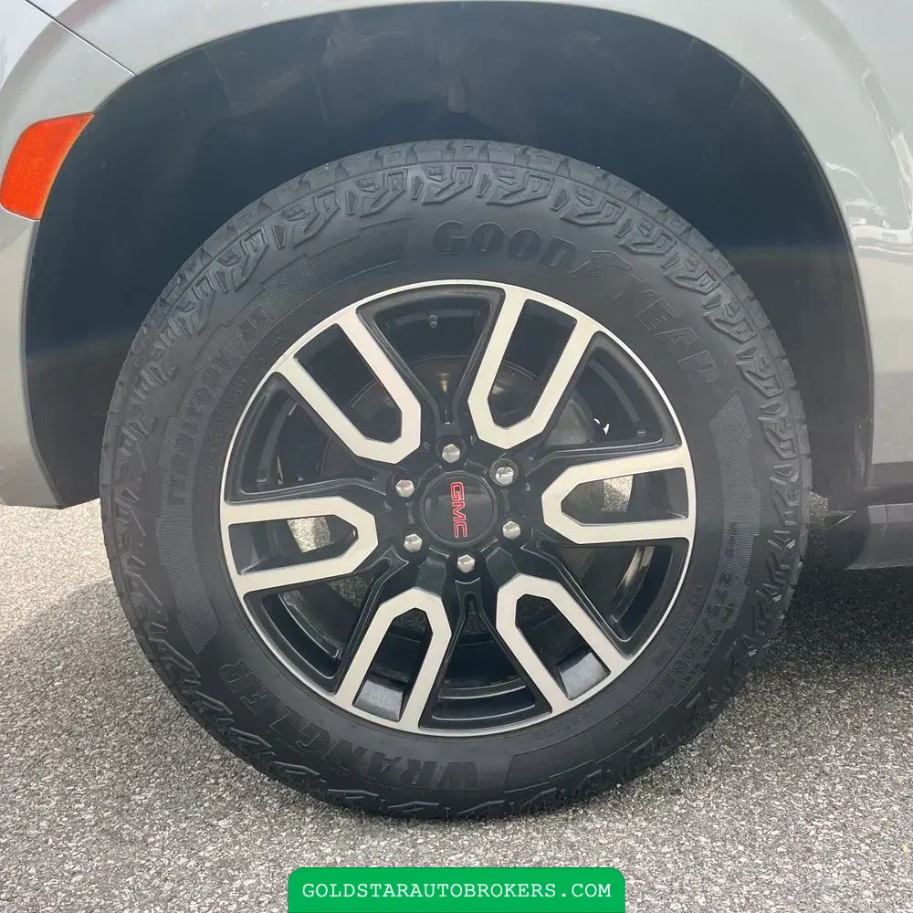 2024 GMC Yukon AT4