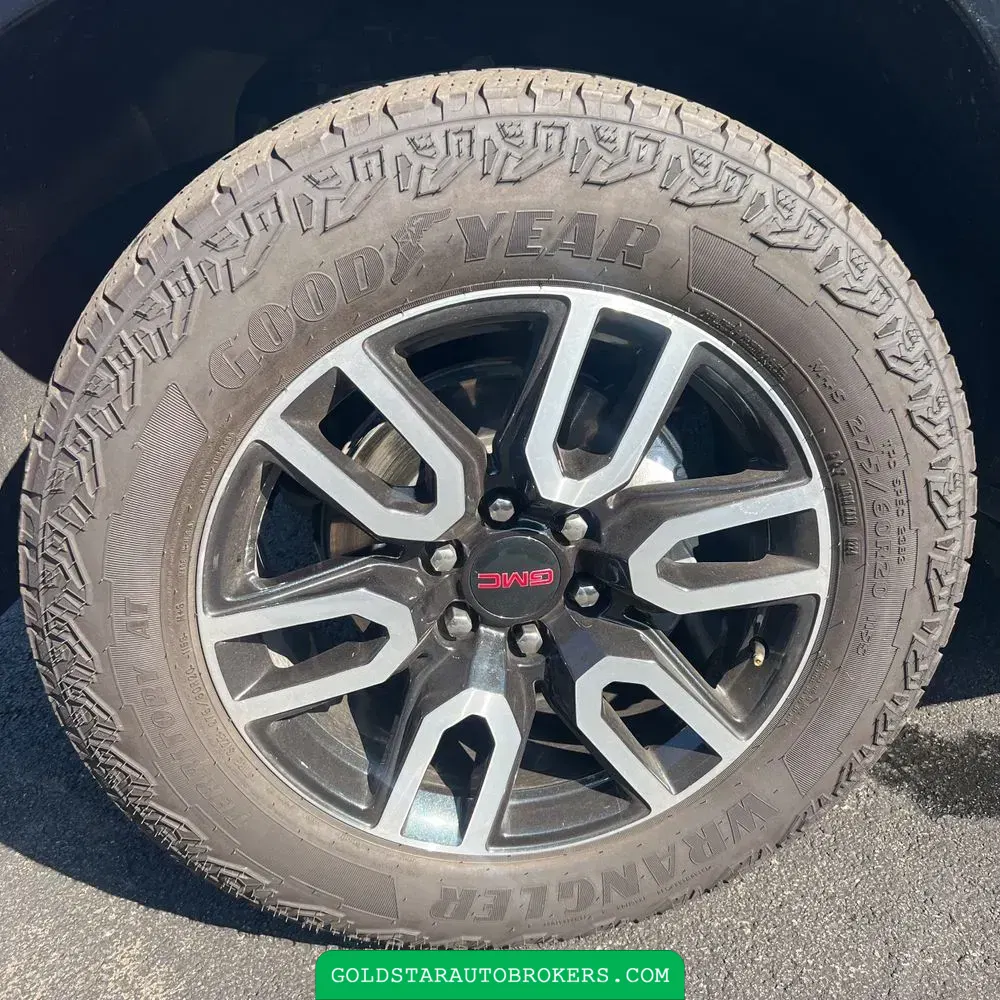 2024 GMC Yukon AT4