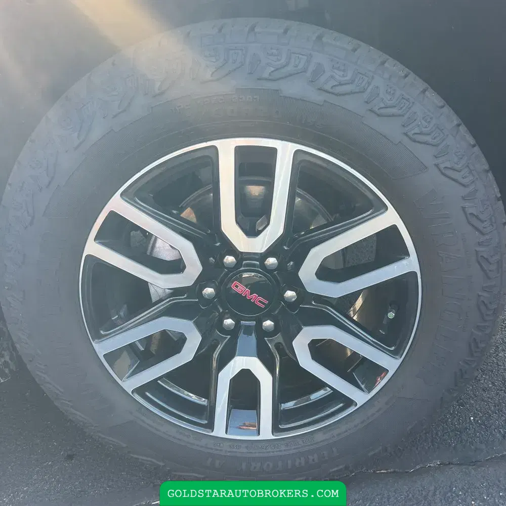 2024 GMC Yukon AT4