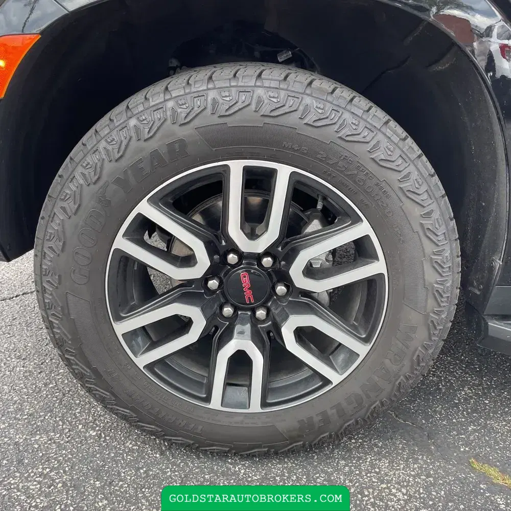 2024 GMC Yukon AT4