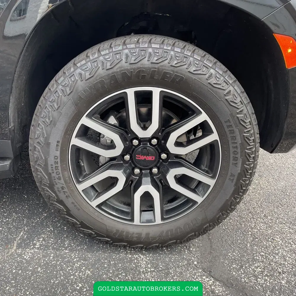 2024 GMC Yukon AT4
