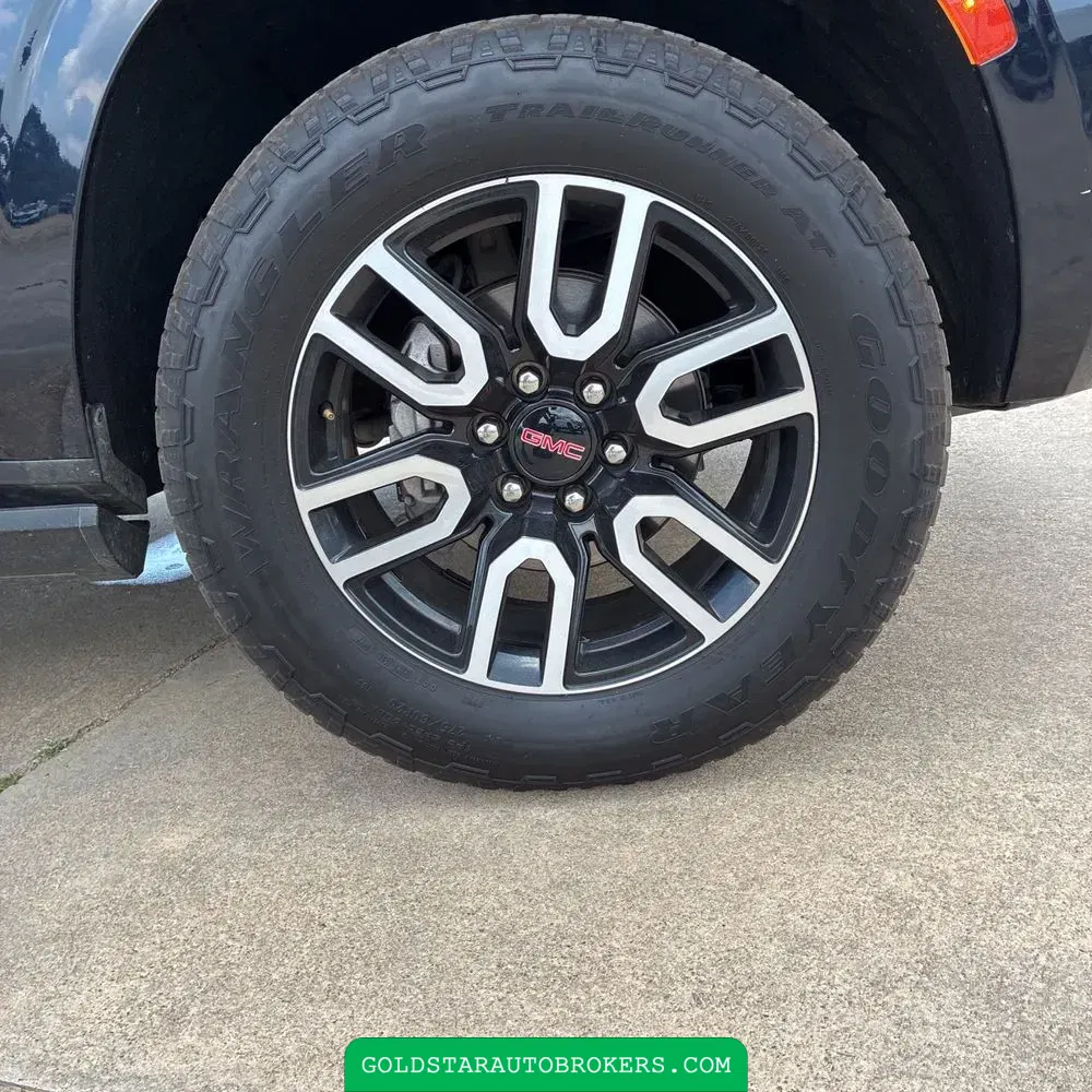 2022 GMC Yukon AT4
