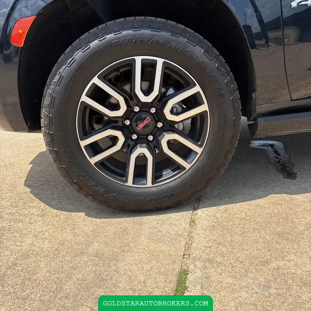 2022 GMC Yukon AT4