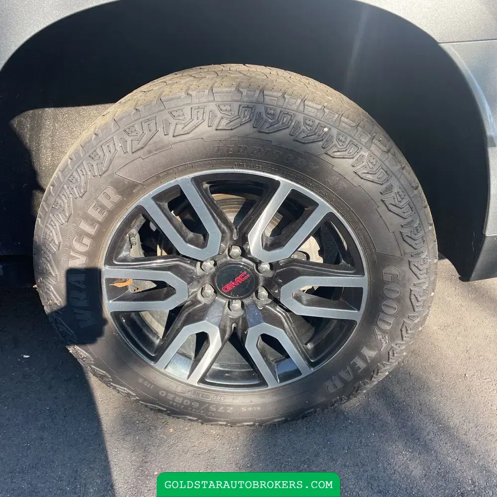 2023 GMC Yukon AT4