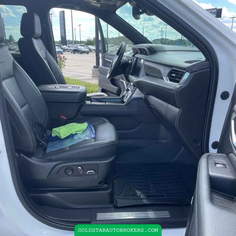 2023 GMC Yukon Denali