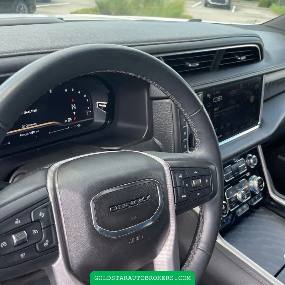 2023 GMC Yukon Denali