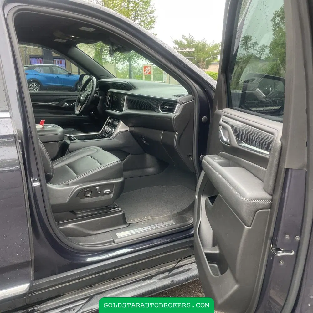 2023 GMC Yukon Denali