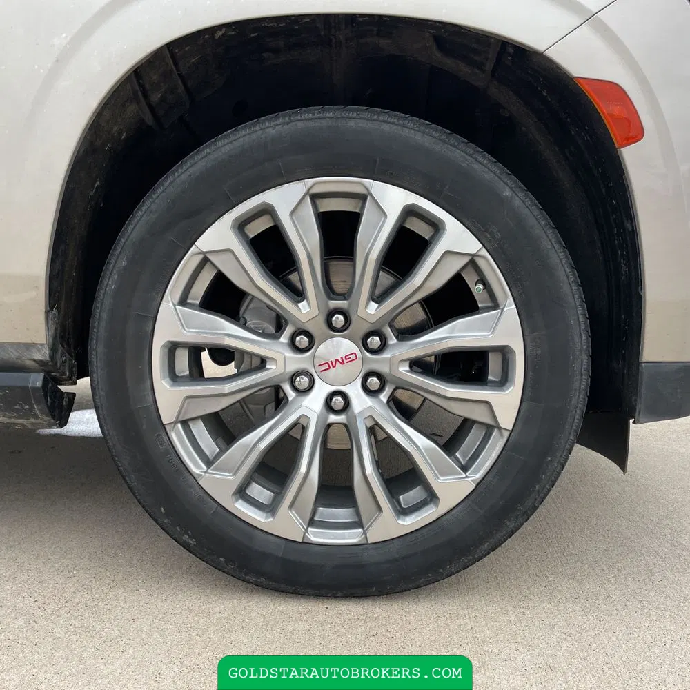 2023 GMC Yukon Denali