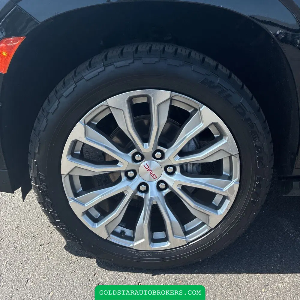 2024 GMC Yukon Denali