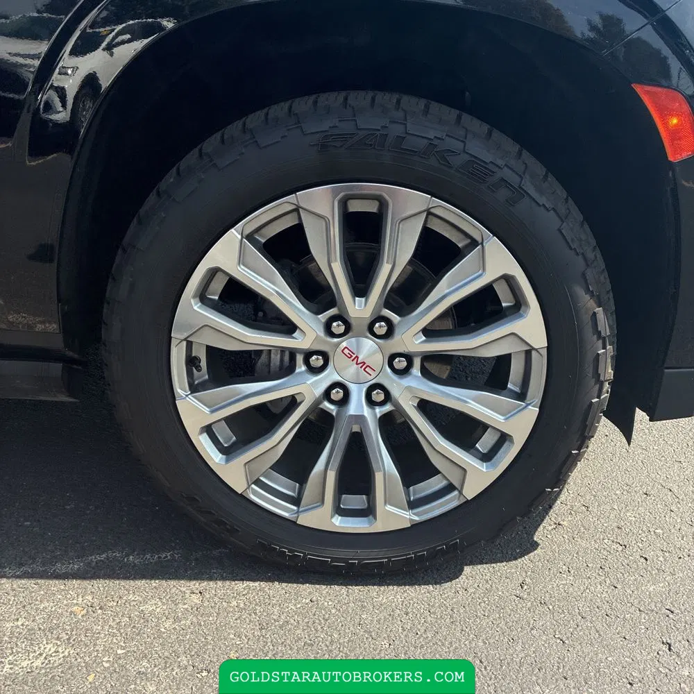 2024 GMC Yukon Denali