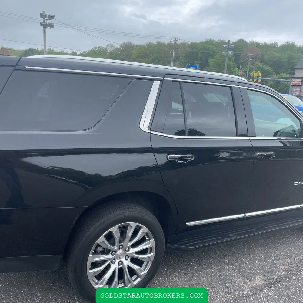2023 GMC Yukon Denali