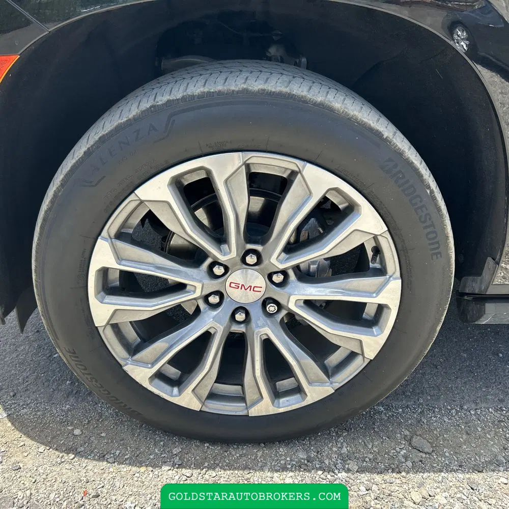 2022 GMC Yukon Denali