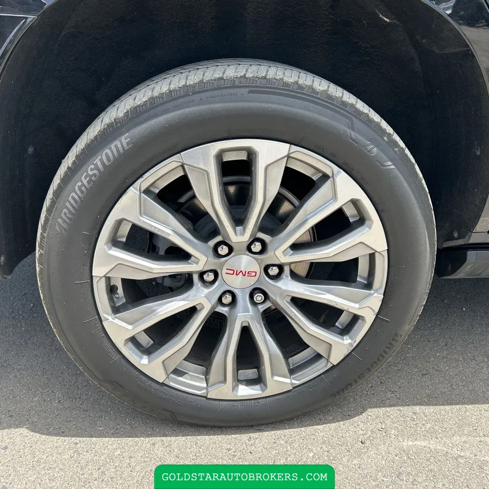 2022 GMC Yukon Denali