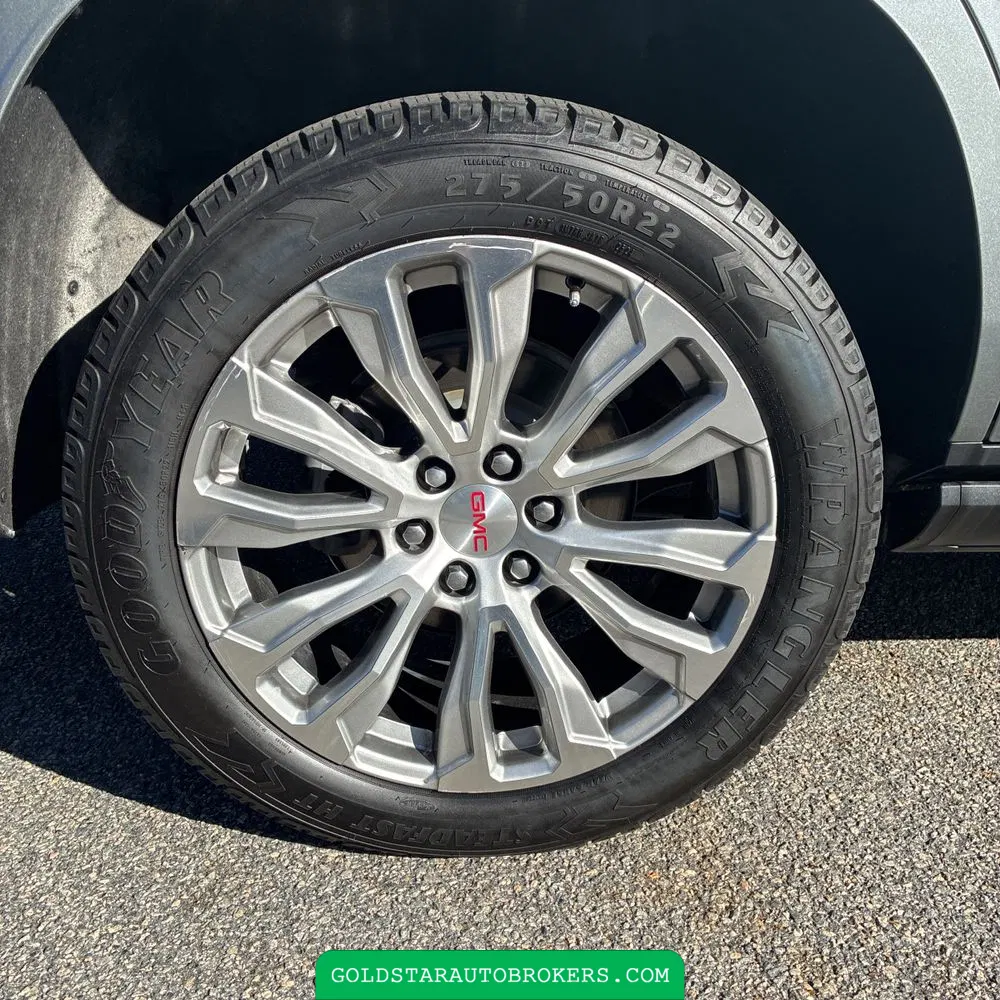 2023 GMC Yukon Denali